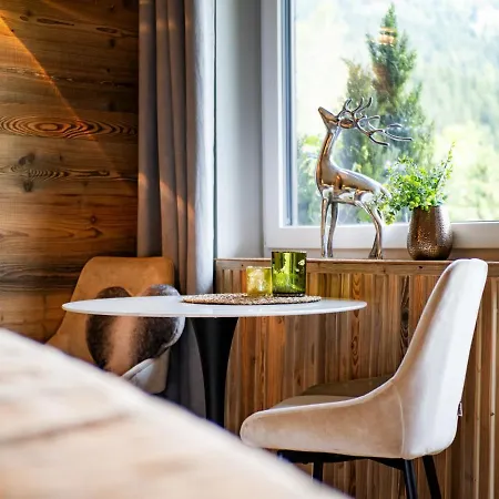 Alpines Nest By Managers דירה *